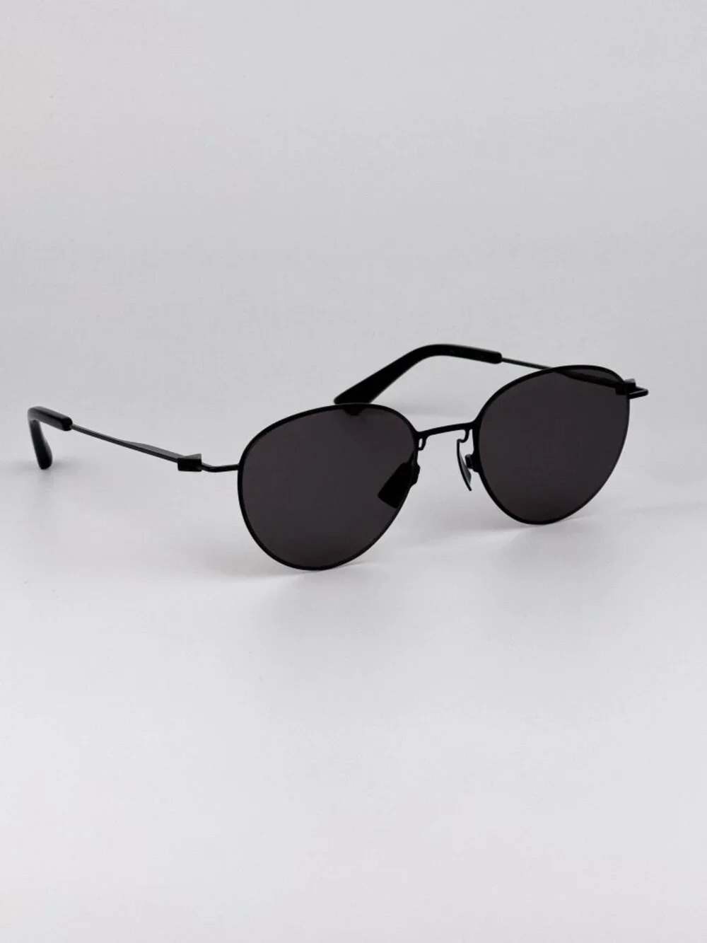 Bottega Veneta Unisex Sunglasses | Black Round Frame | Grey Lenses | BV1268S 001